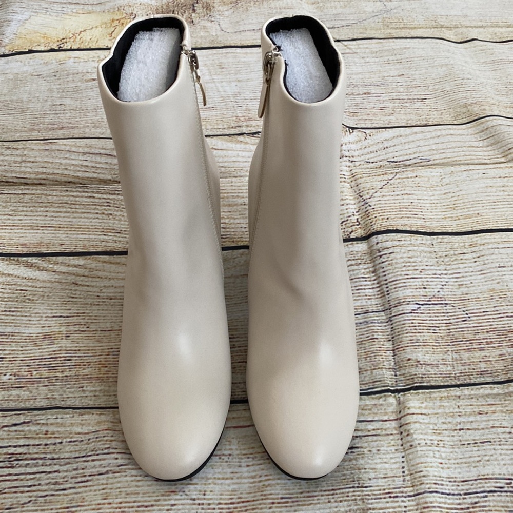 Qupid Booties - Picture 5 of 12